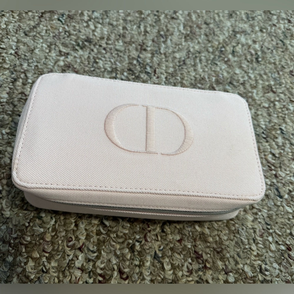 Like New Christian Dior Pouch Light Pink